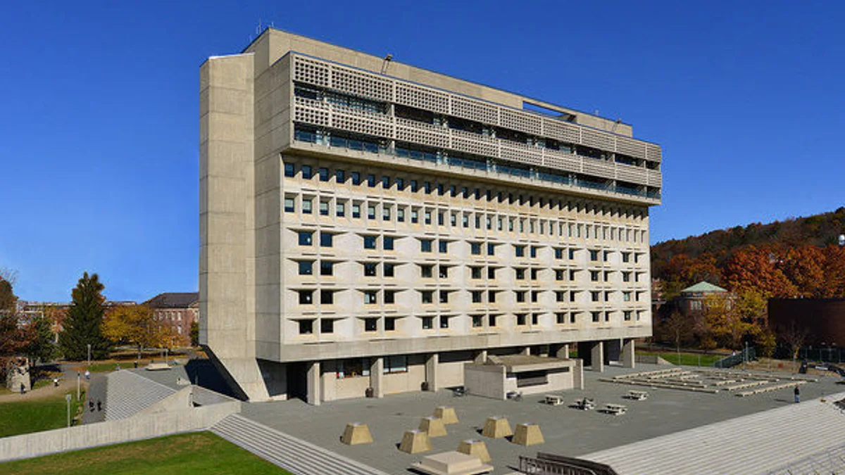 Lincoln Campus Center and UMass Store access